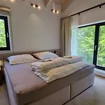 מלון דירות Hrabovo 3*